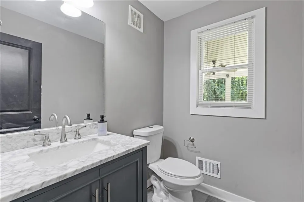 742 Mountain View Drive Stone Mountain, GA 30083