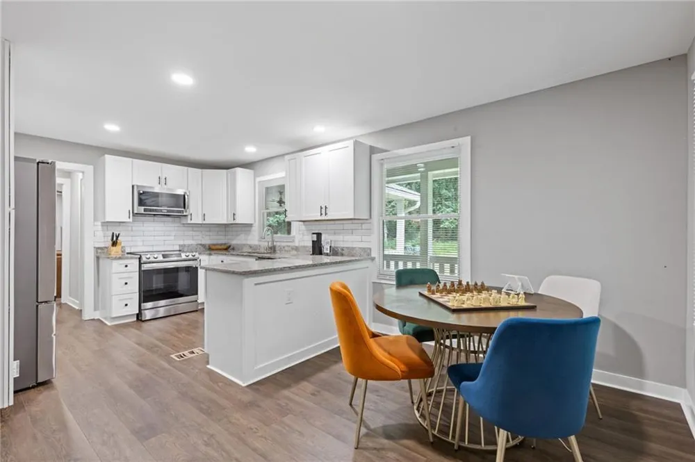 742 Mountain View Drive Stone Mountain, GA 30083
