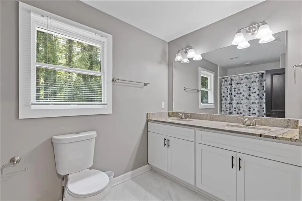742 Mountain View Drive Stone Mountain, GA 30083