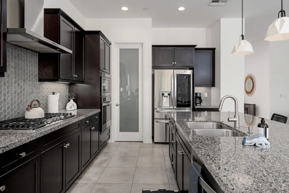 67372 Zuni Court Cathedral City, CA 92234