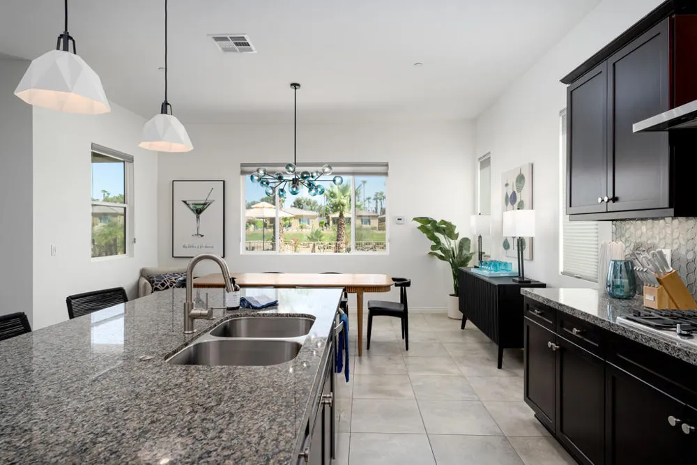 67372 Zuni Court Cathedral City, CA 92234