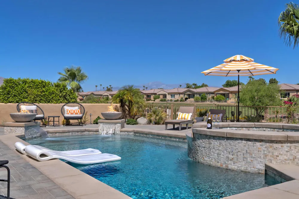 67372 Zuni Court Cathedral City, CA 92234