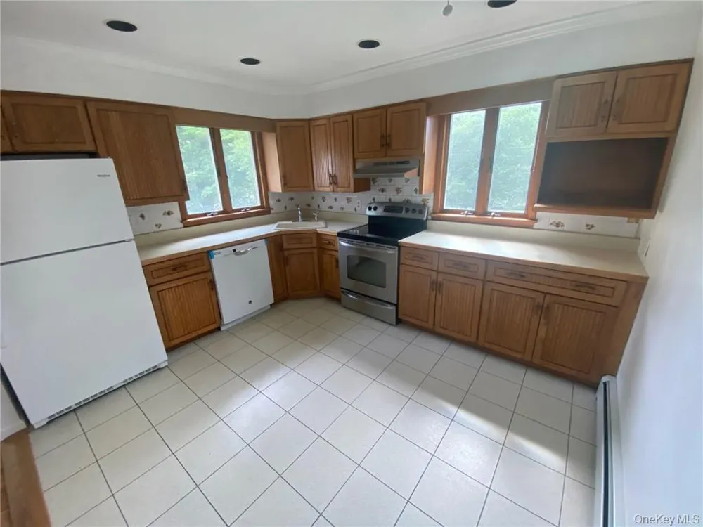 25 Orchard Drive Wappingers Falls, NY 12590