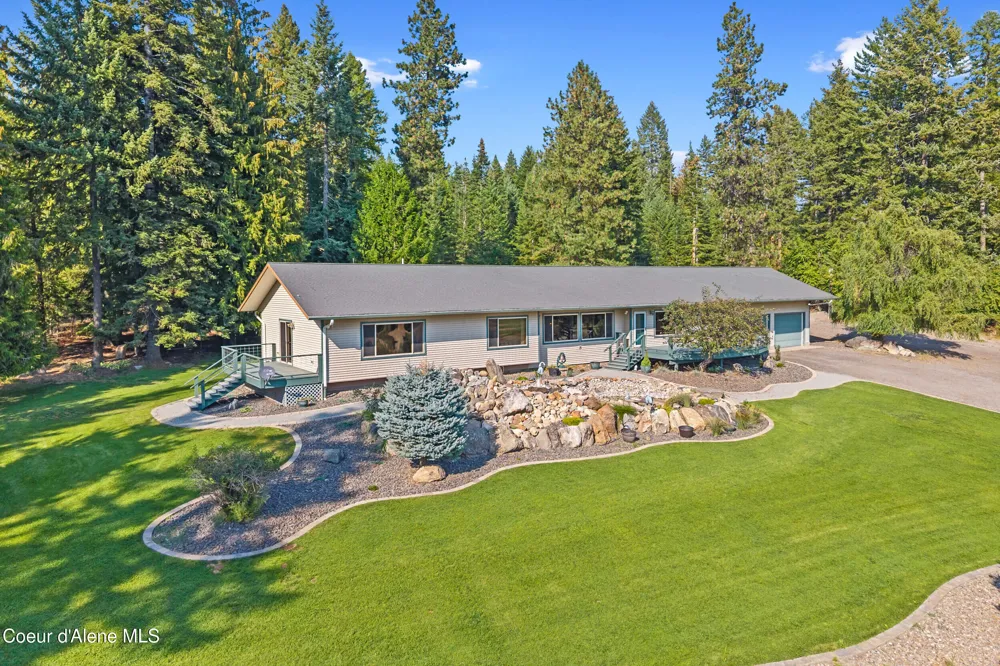 1702 Eastside Road Priest River, ID 83856