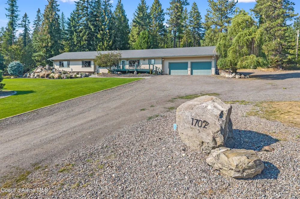 1702 Eastside Road Priest River, ID 83856