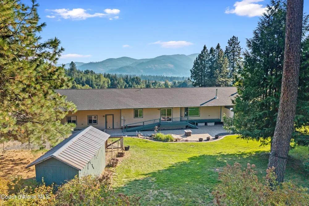 1702 Eastside Road Priest River, ID 83856