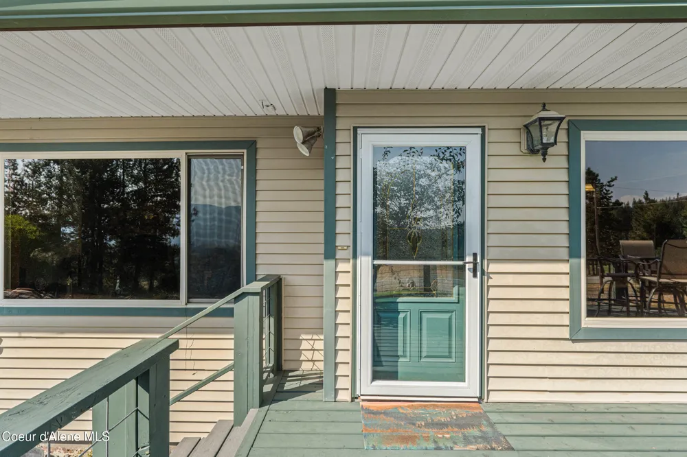 1702 Eastside Road Priest River, ID 83856