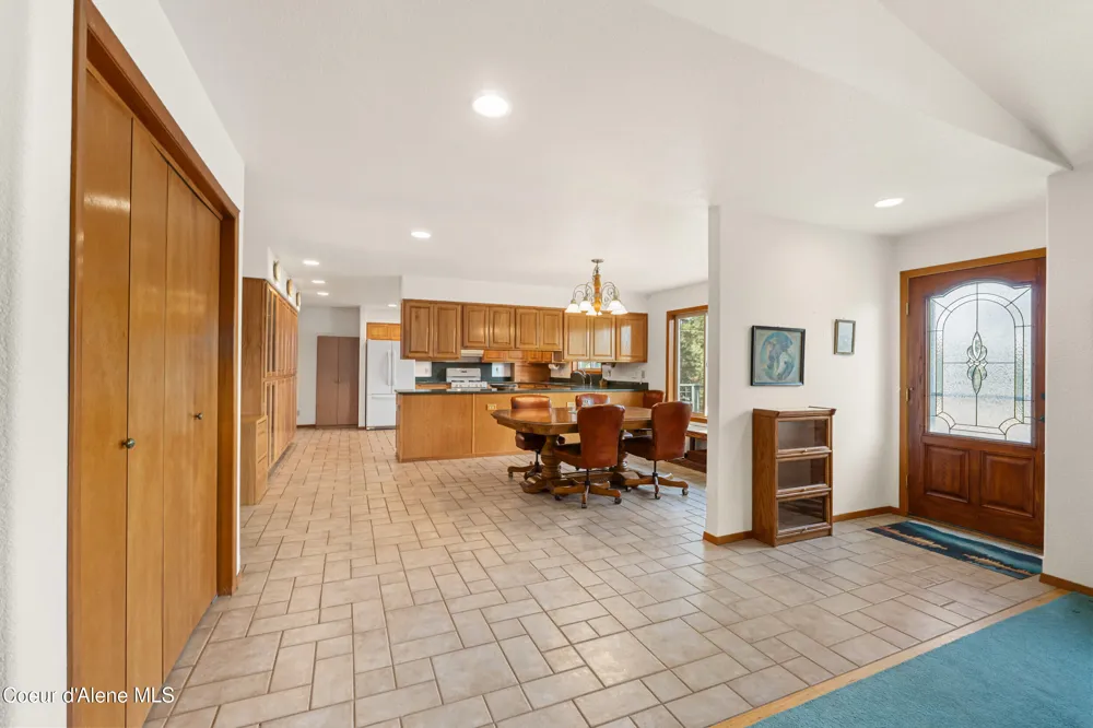 1702 Eastside Road Priest River, ID 83856