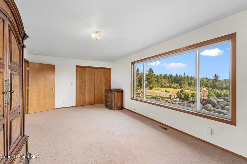 1702 Eastside Road Priest River, ID 83856