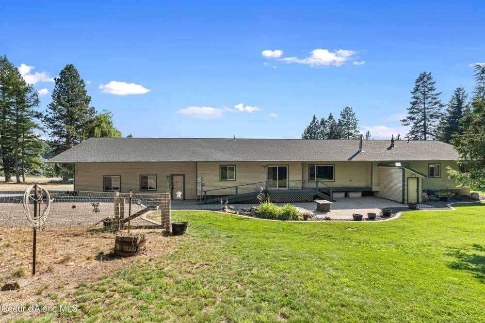 1702 Eastside Road Priest River, ID 83856