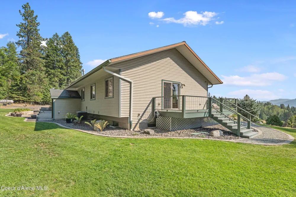 1702 Eastside Road Priest River, ID 83856
