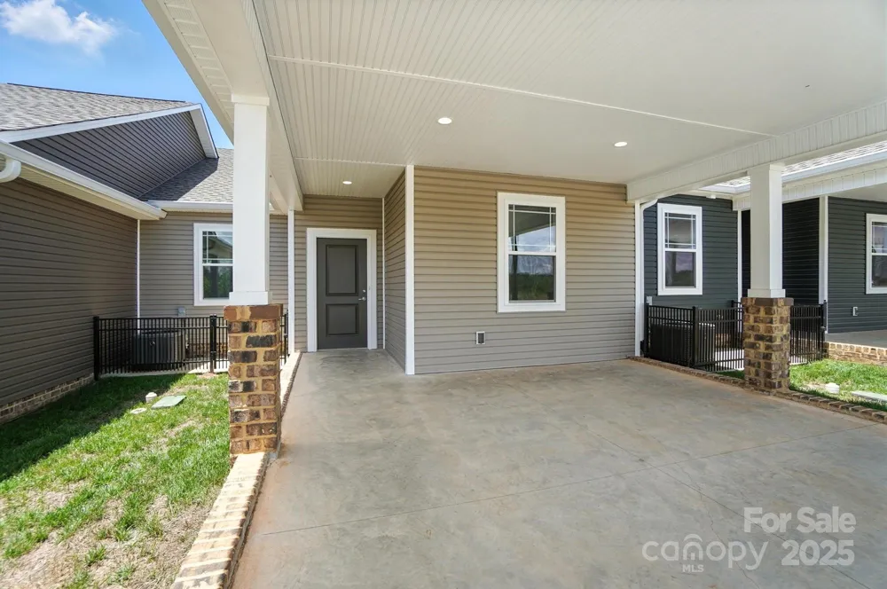 1524 29th Street SE Hickory, NC 28602