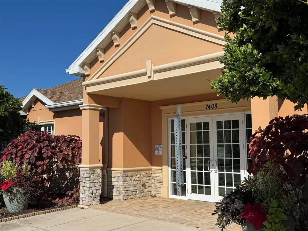 4037 OVERTURE CIRCLE #4037 Bradenton, FL 34209