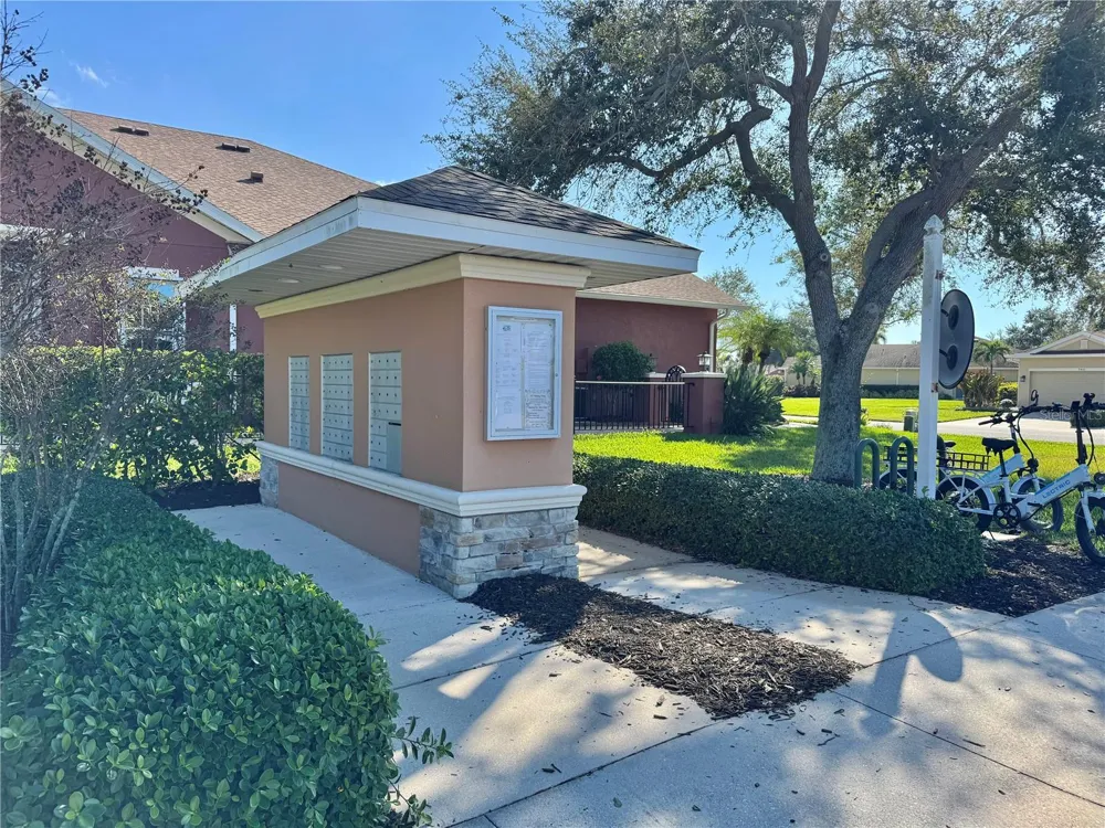 4037 OVERTURE CIRCLE #4037 Bradenton, FL 34209