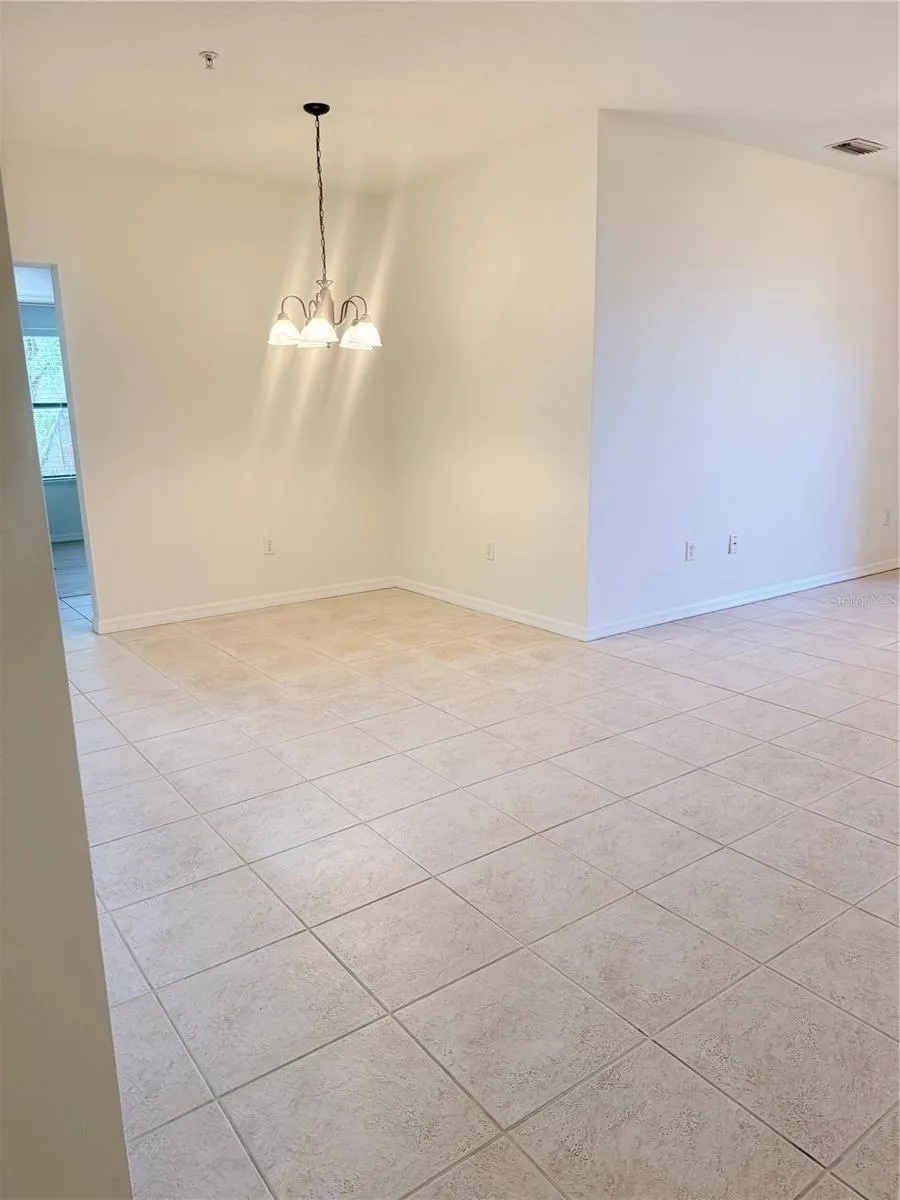 4037 OVERTURE CIRCLE #4037 Bradenton, FL 34209