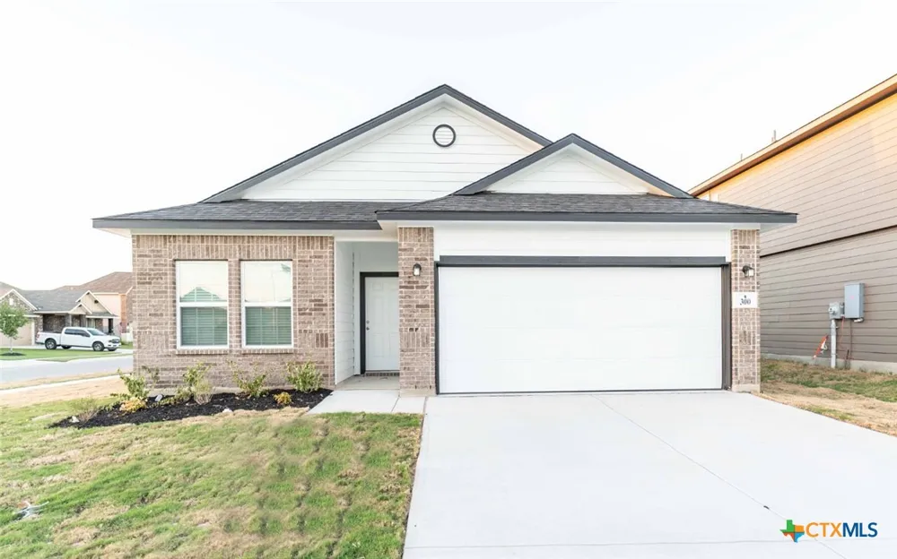 300 Jills Path Seguin, TX 78155