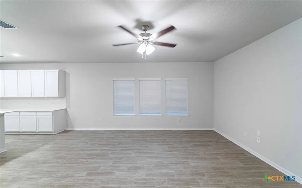 300 Jills Path Seguin, TX 78155