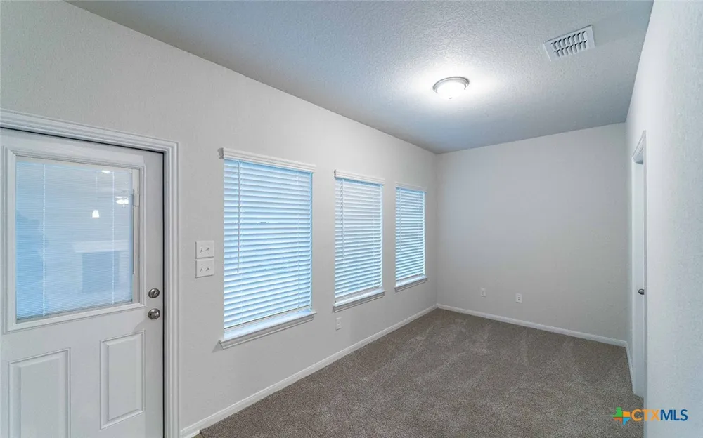 300 Jills Path Seguin, TX 78155
