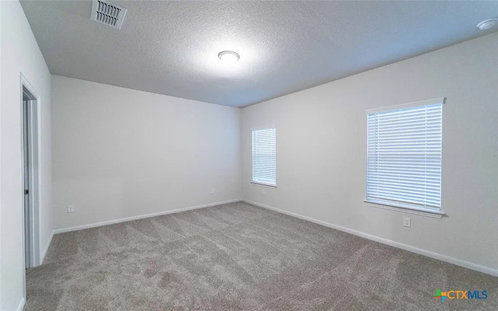 300 Jills Path Seguin, TX 78155