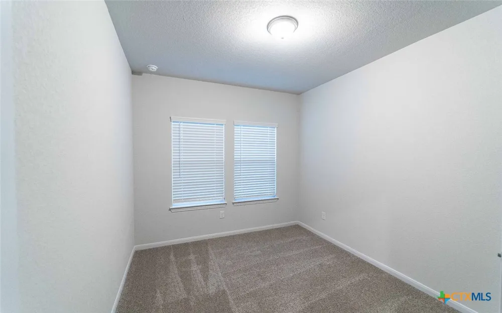300 Jills Path Seguin, TX 78155