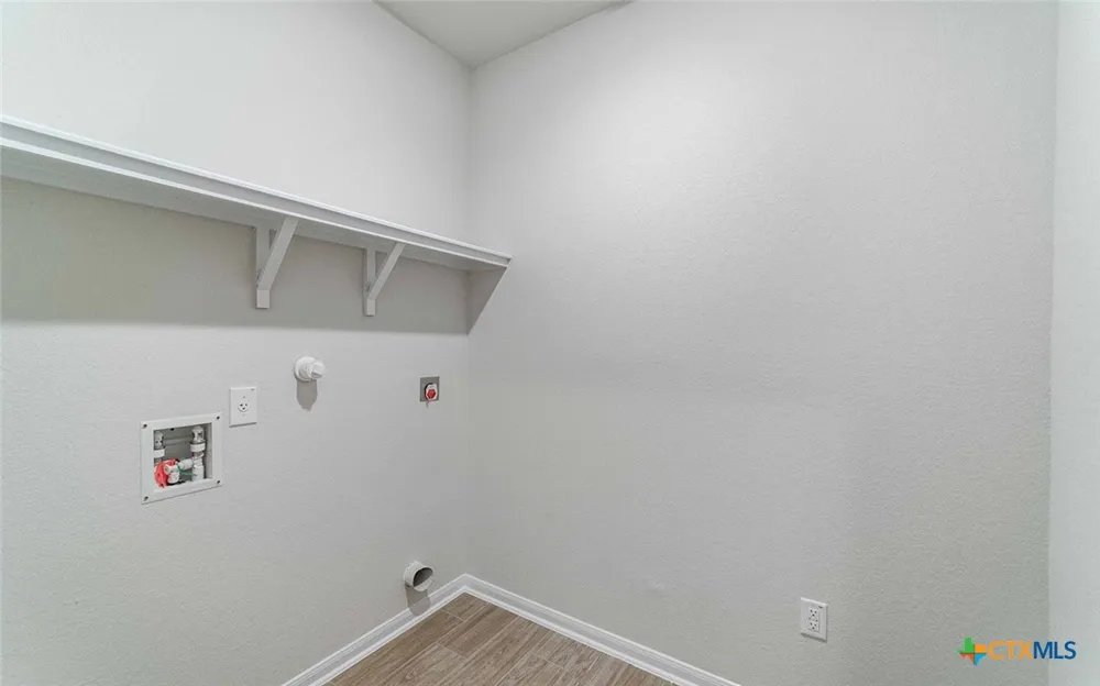 300 Jills Path Seguin, TX 78155