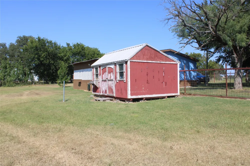 7901 COUNTY ROAD 620 Blanket, TX 76432
