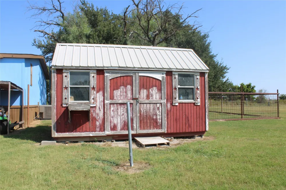 7901 COUNTY ROAD 620 Blanket, TX 76432