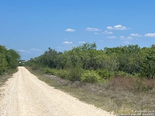 760 CR 200 Three Rivers, TX 78071