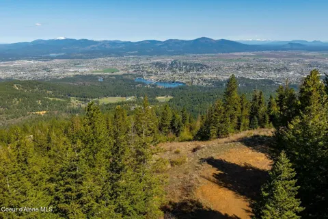 Lot 11 Veterans Drive