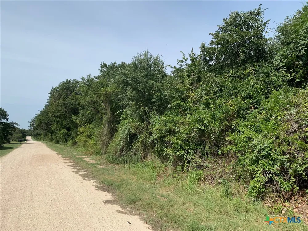 Cr 414 Chilton, TX 76632