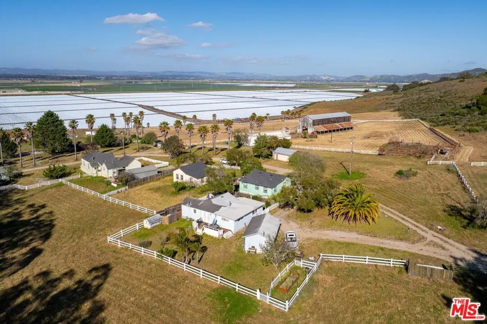 4314 W Ocean Avenue Lompoc, CA 93436