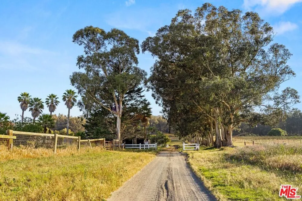 4314 W Ocean Avenue Lompoc, CA 93436