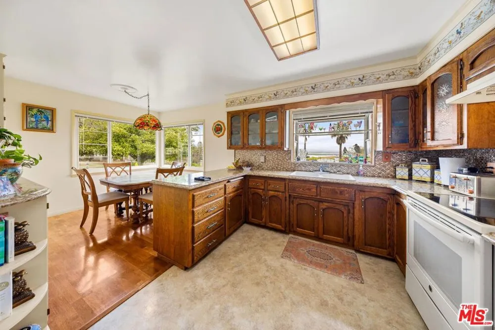 4314 W Ocean Avenue Lompoc, CA 93436