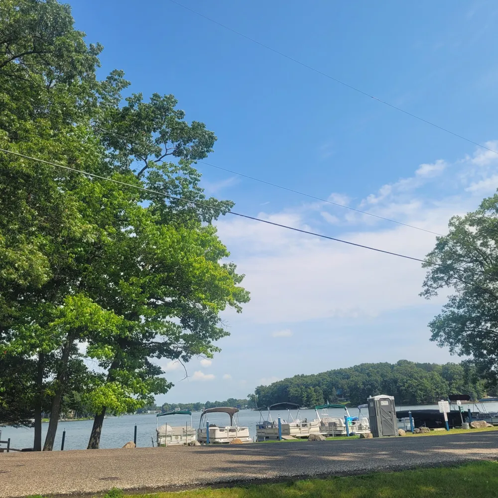 11348 Oakwood Drive Jerome, MI 49249