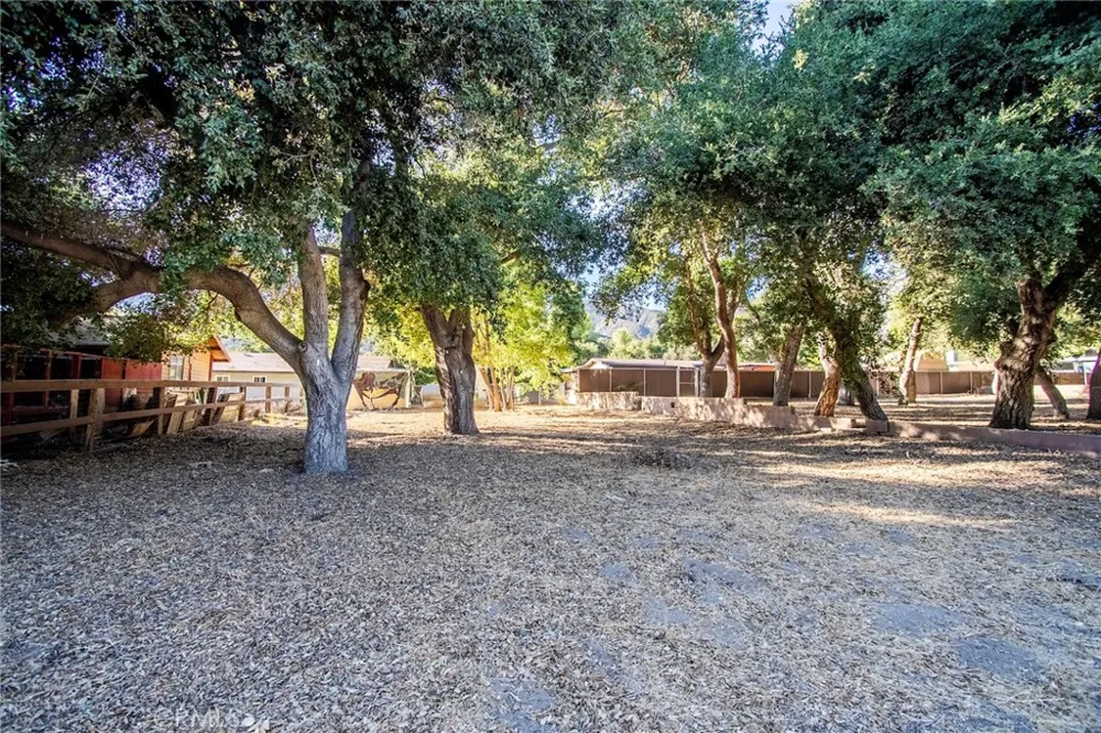 Calle Cascada Green Valley, CA 91350
