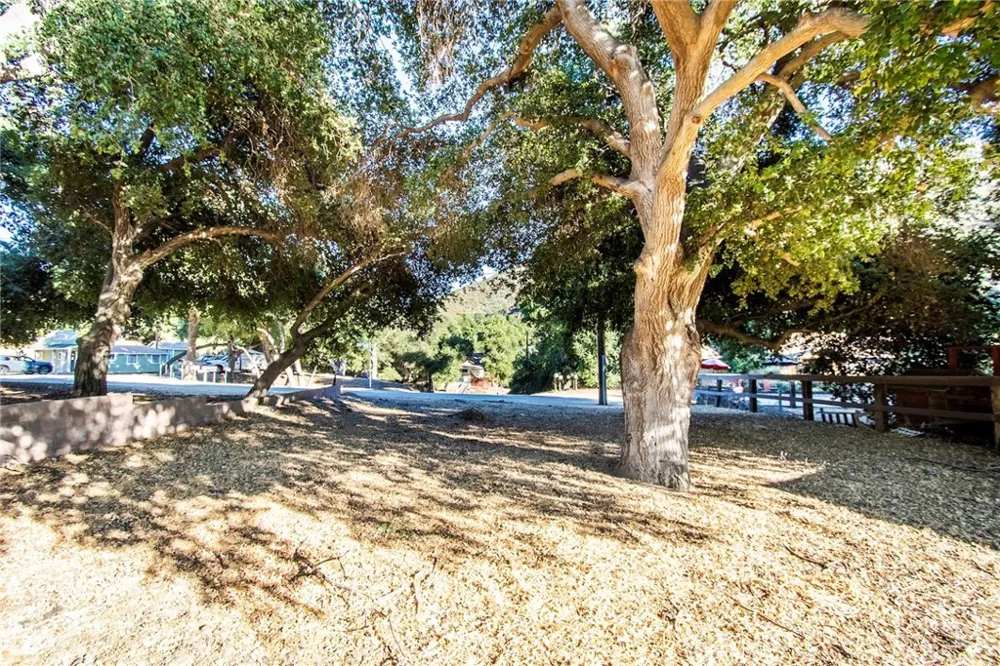 Calle Cascada Green Valley, CA 91350