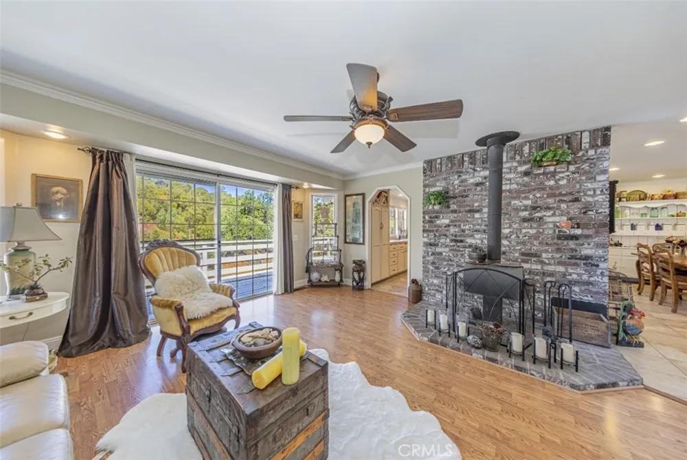 50622 Critter Creek Lane Oakhurst, CA 93644
