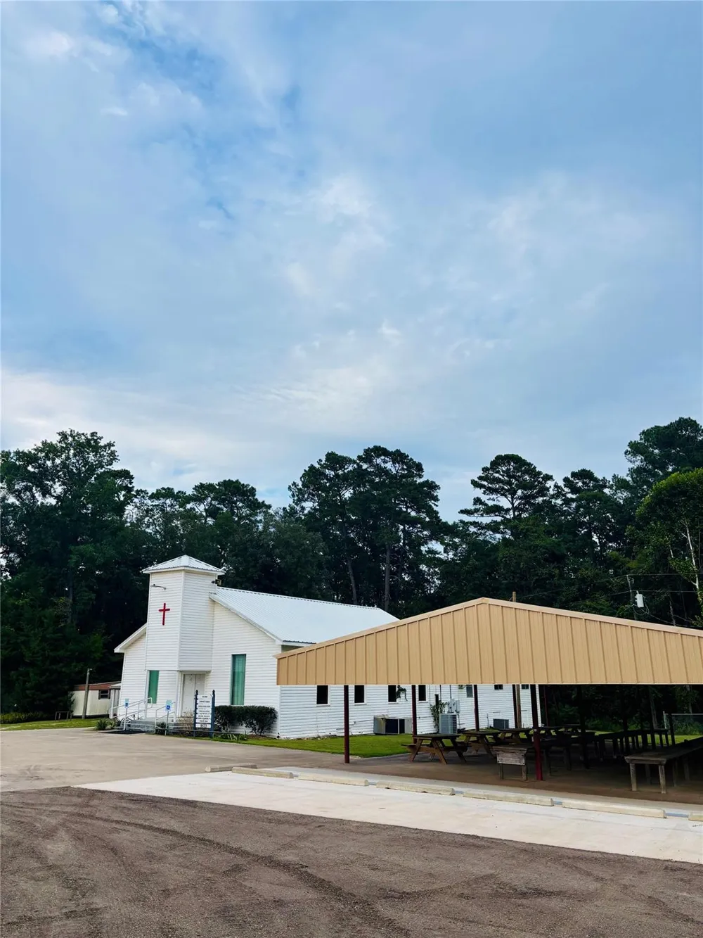 174 Dillon Road Dallardsville, TX 77332