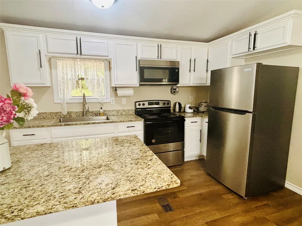 174 Dillon Road Dallardsville, TX 77332