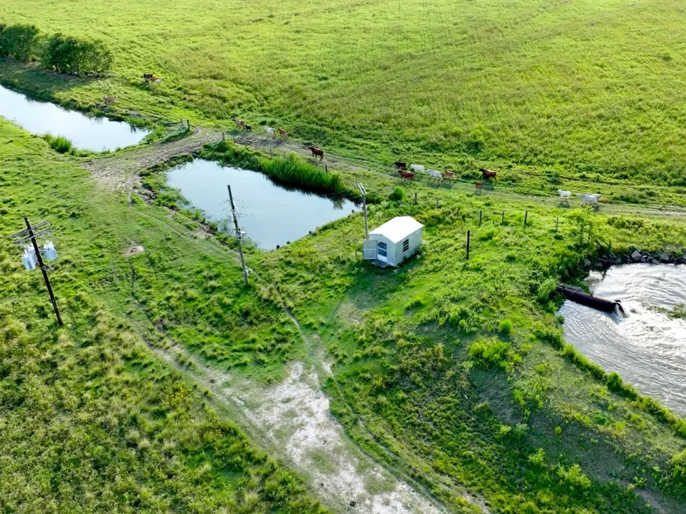 Hwy 65 Anahuac, TX 77514