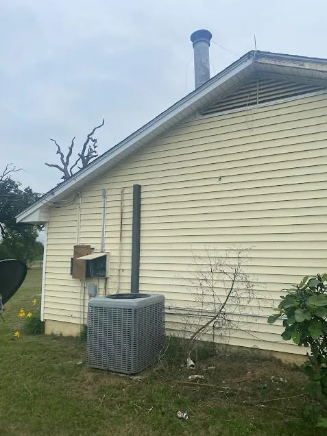 793 Lcr 740 Thornton, TX 76687