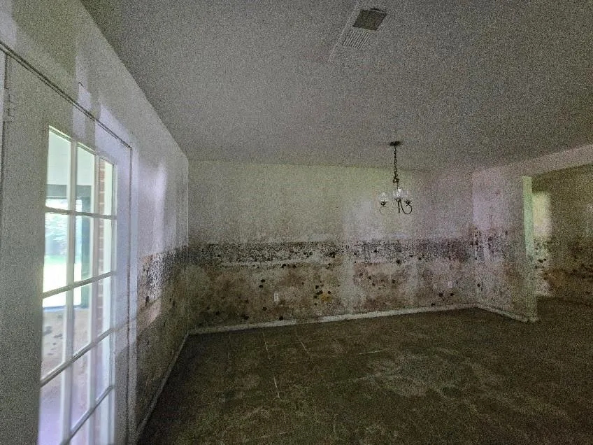 424 County Road 140 Liberty, TX 77575