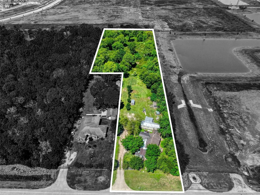 3645 County Road 58 Manvel, TX 77578