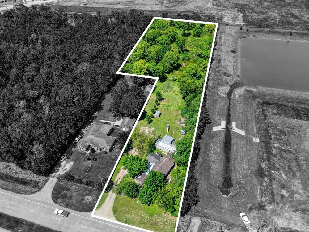 3645 County Road 58 Manvel, TX 77578