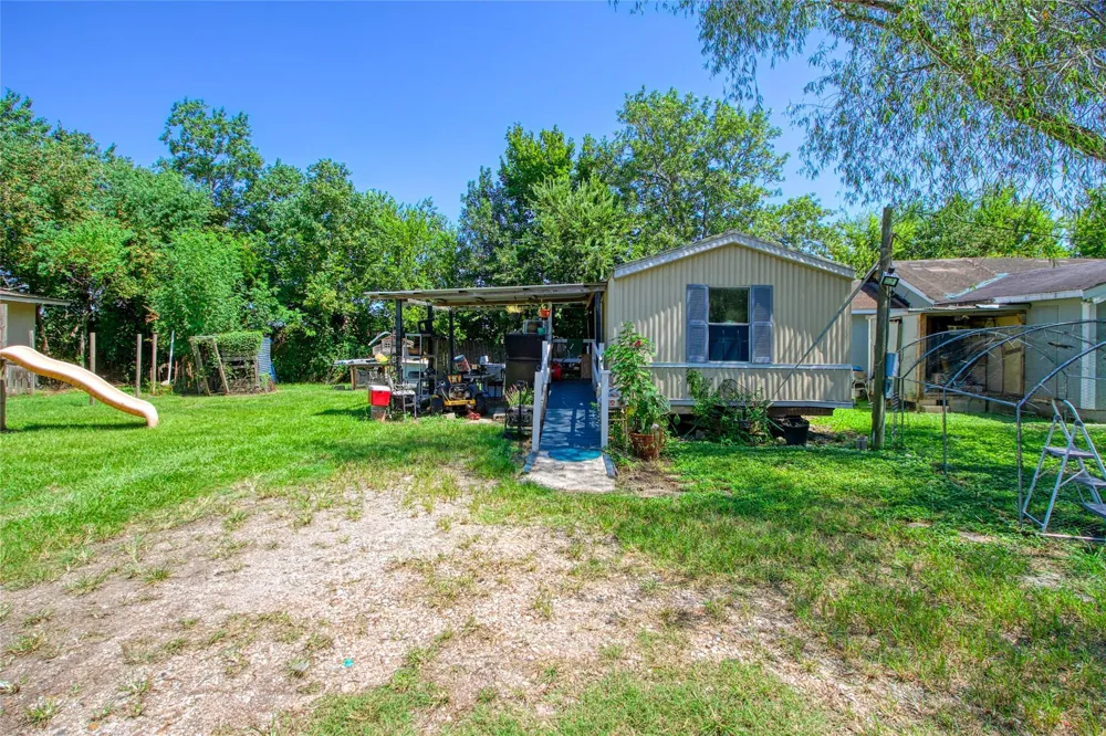 3645 County Road 58 Manvel, TX 77578