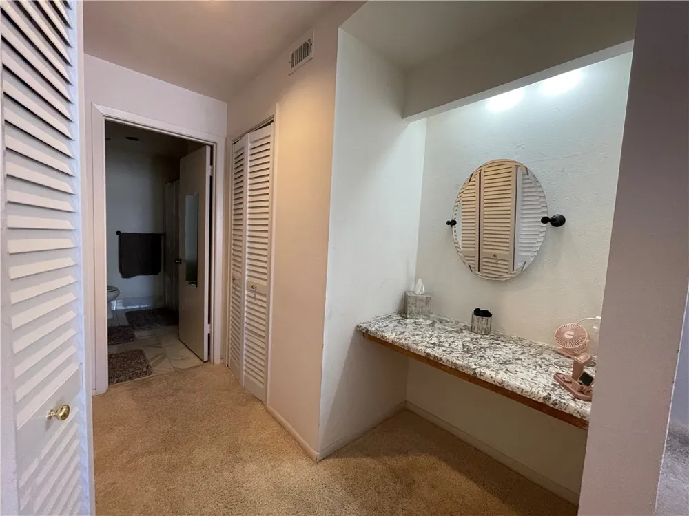520 S Chaparral Street #402 Corpus Christi, TX 78401