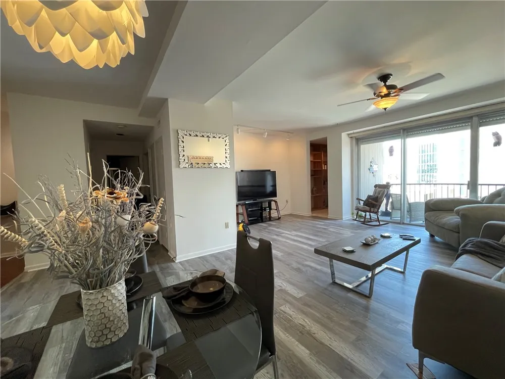 520 S Chaparral Street #402 Corpus Christi, TX 78401