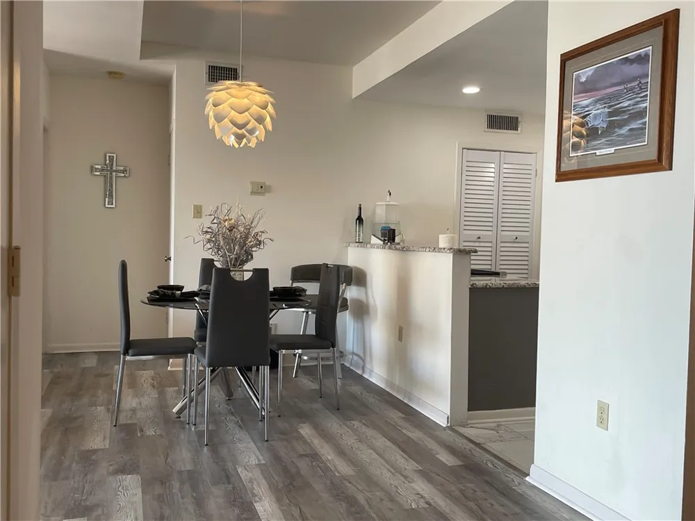 520 S Chaparral Street #402 Corpus Christi, TX 78401