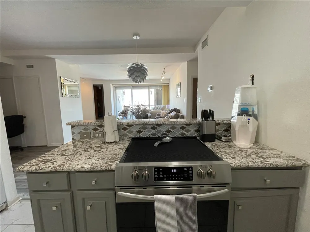 520 S Chaparral Street #402 Corpus Christi, TX 78401