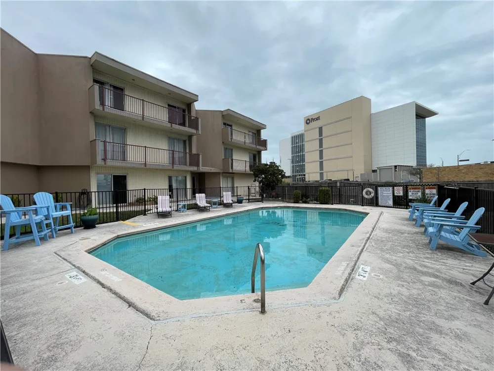 520 S Chaparral Street #402 Corpus Christi, TX 78401